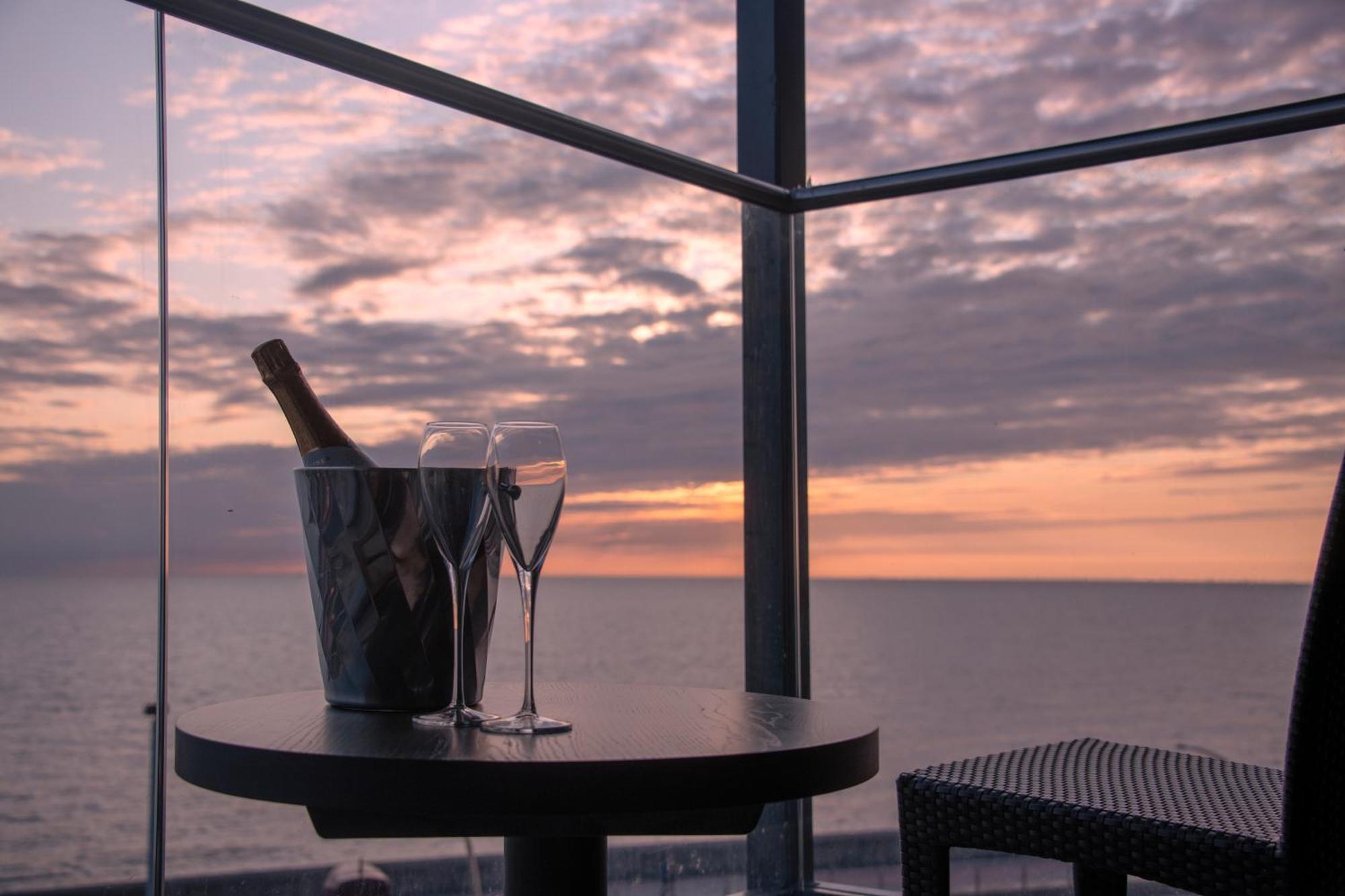 Boulevard Hotel Blackpool Exteriér fotografie Sunset at the Cape of Good Hope